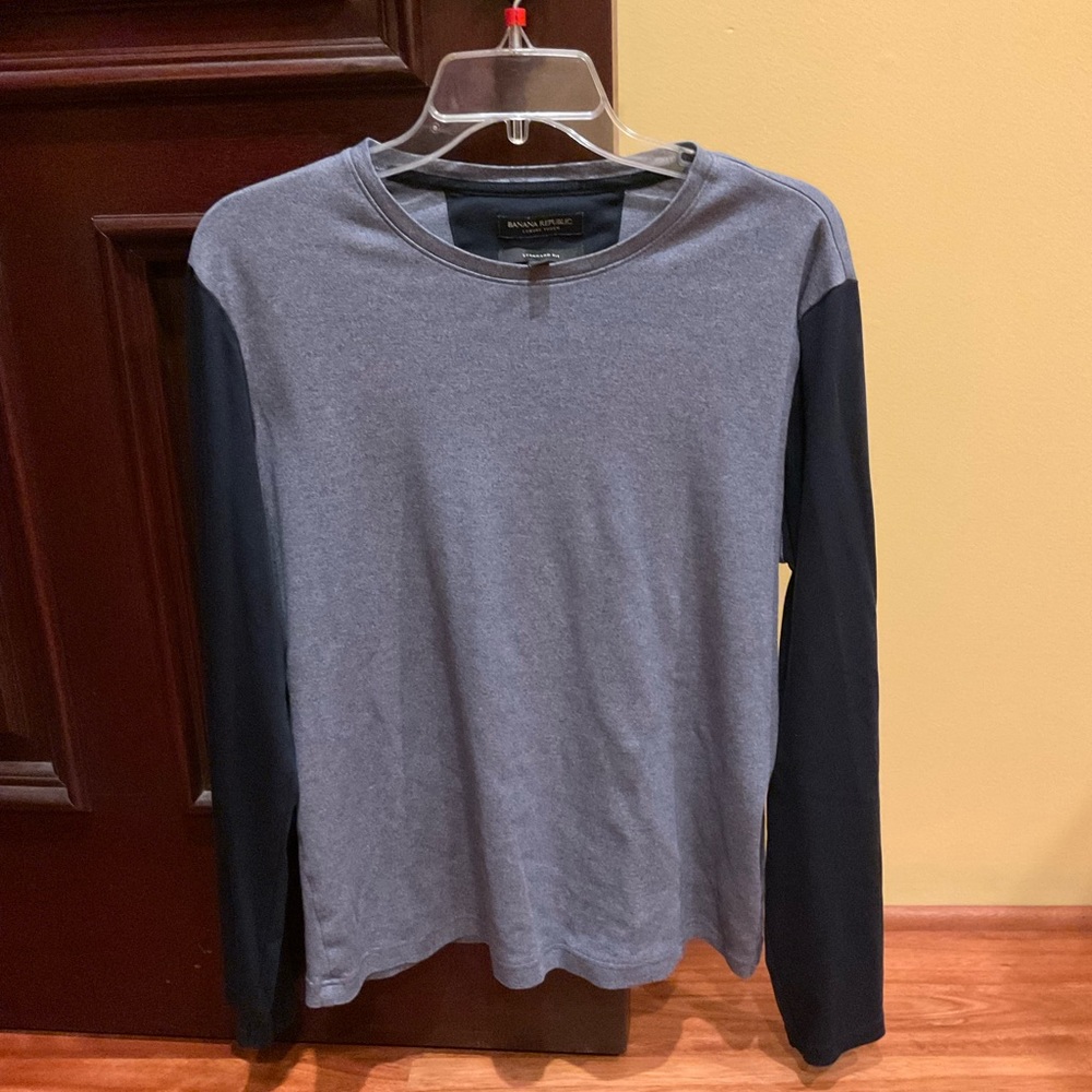 Banana Republic Luxury Touch Mens Long Sleeve T-Shirt Heather Grey